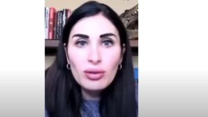 Who Was Laura Loomer Before Plastic Surgery? The Untold Story - Walton